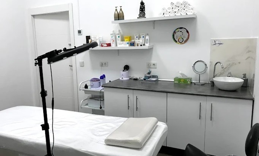 Image 2: Sesiones de radiofrecuencia facial y mascarilla facial