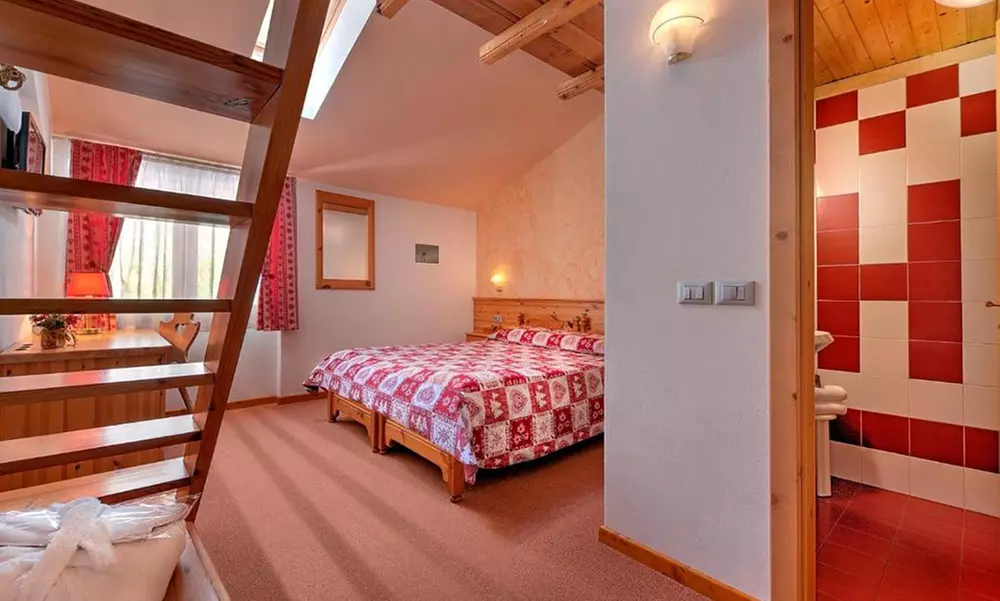 Dolomiti 4*: camera Standard o Deluxe, colazione, mezza pensione e Spa