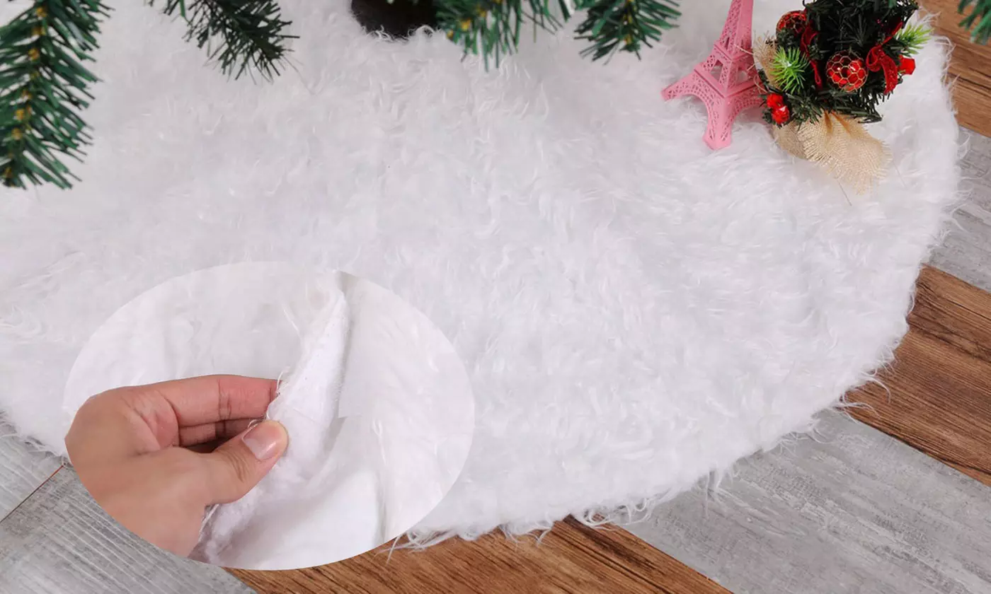 Christmas Tree Skirts & Hanging Ornaments - Fun & Decorative for Christmas