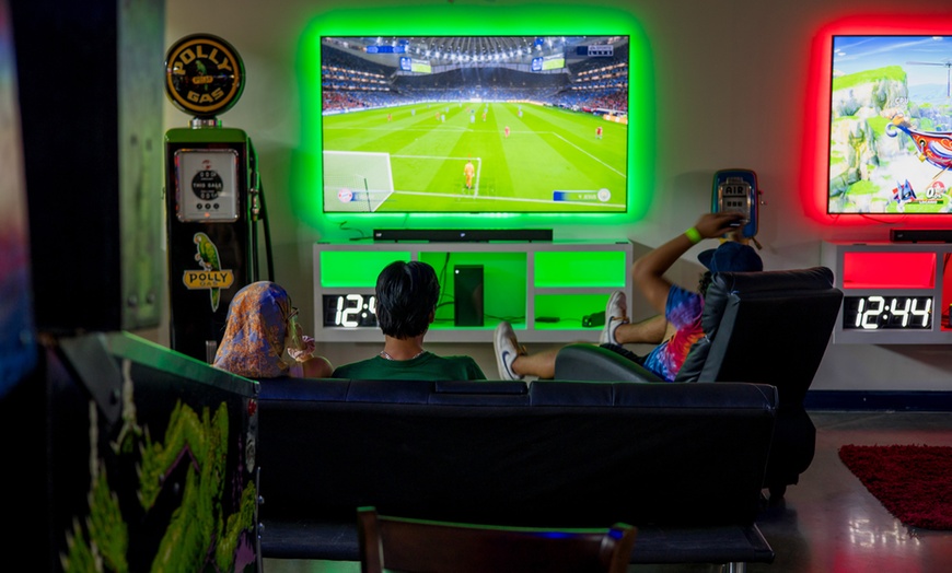 Image 6: Up to 33% Off on Pinball at Dezerland Park Orlando