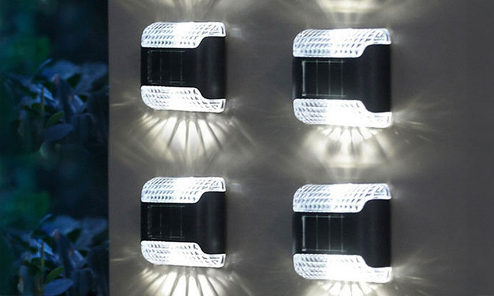 4er- oder 8er-Set wasserfeste Solar-Wandleuchten für Außenbereich