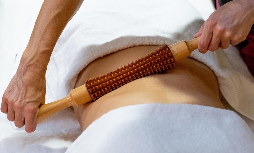 Image 4: 2, 4 o 6 sesiones de maderoterapia y masaje drenante de 1 h para 1