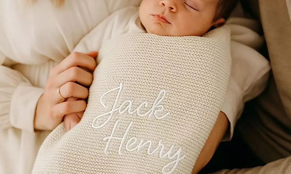 1 ou 2 couvertures brodées personnalisées pour bébé