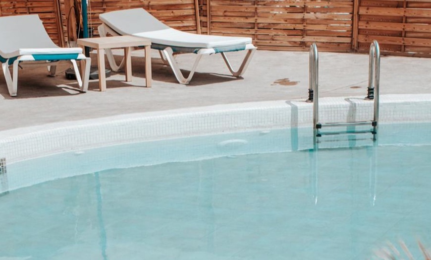 Image 8: Cena especial con vistas al mar: menú con cóctel incluido para 2 o 4