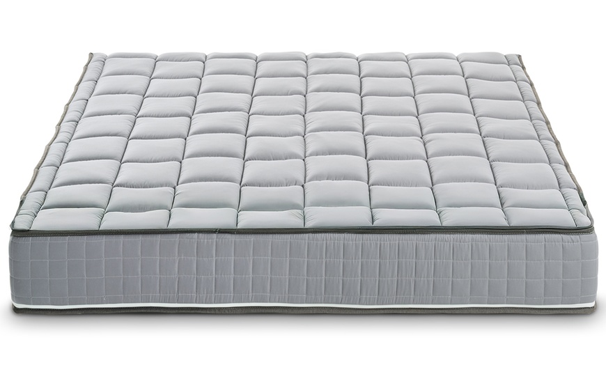 Image 7: Orthopedische springverenmatras met afneembare topper van traagschuim