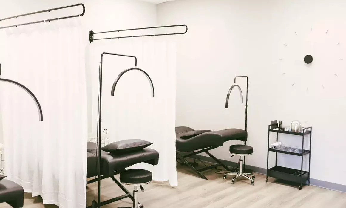 Up to 55% Off on Eyelash Extensions at DORA PMU STUDIO