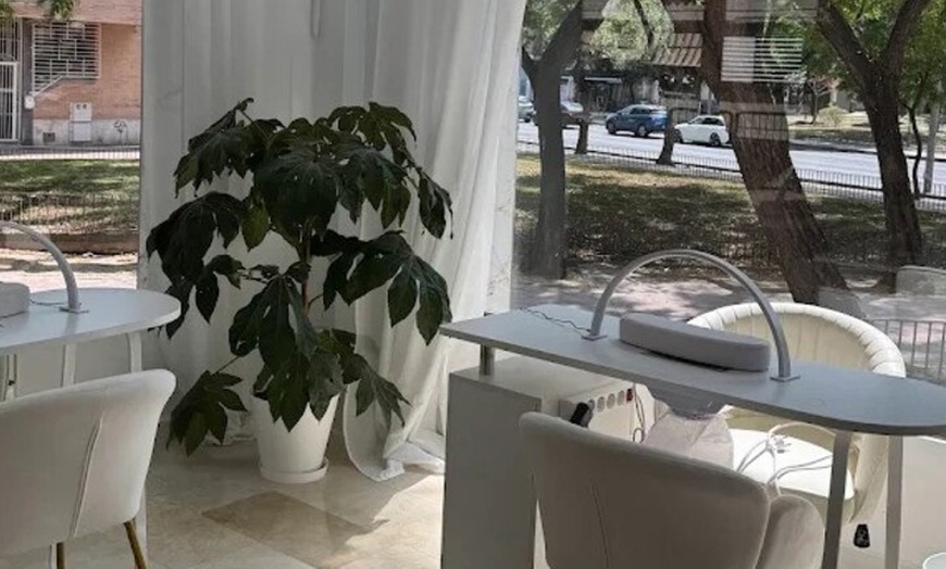 Image 4: Hasta 7 sesiones de depilación con láser SHR en una zona a elegir