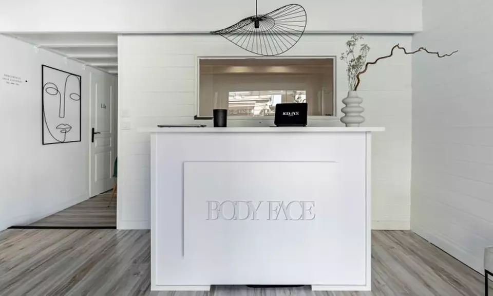 Soin Hydra visage avec Body Face Academy Bordeaux