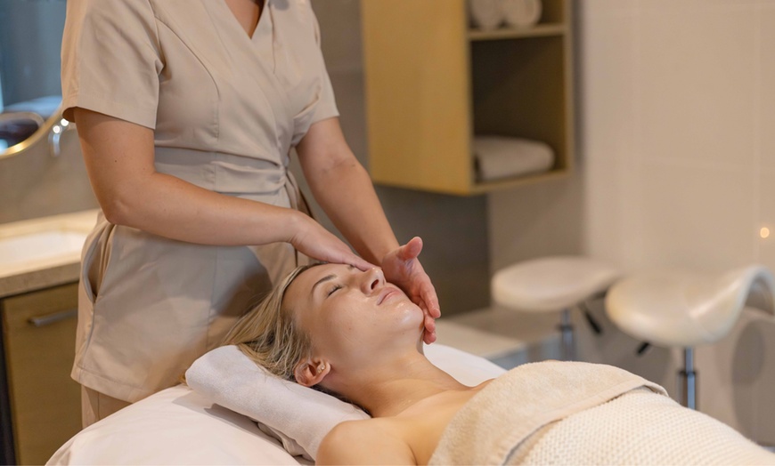 Image 4: Relax with Spa Packages: Massages, Facials & Couples Retreats