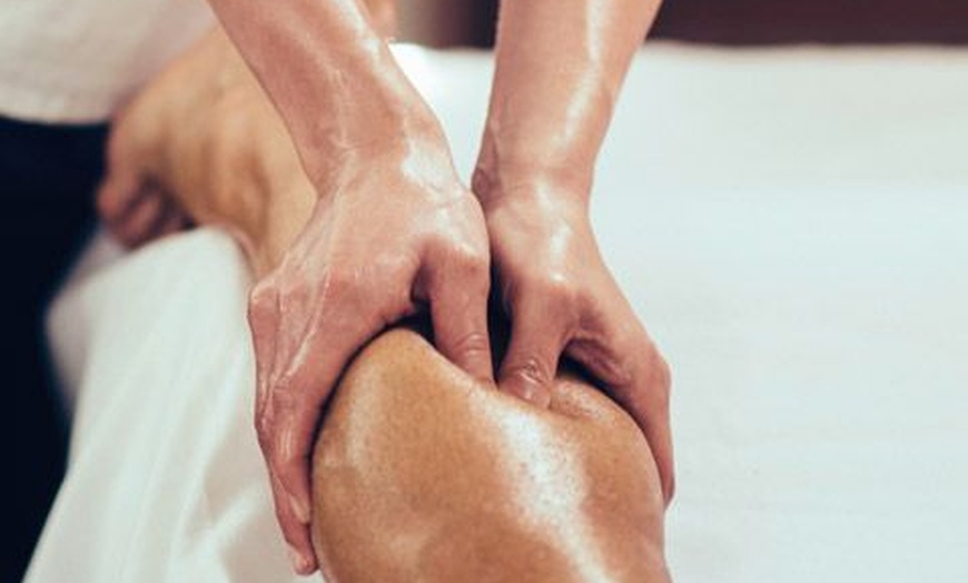 Image 3: Unwind for Less –Up to 40% Off on Deep Tissue Massage