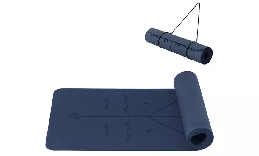 Image 8: Non-Slip Yoga Mat With Alignment Lines