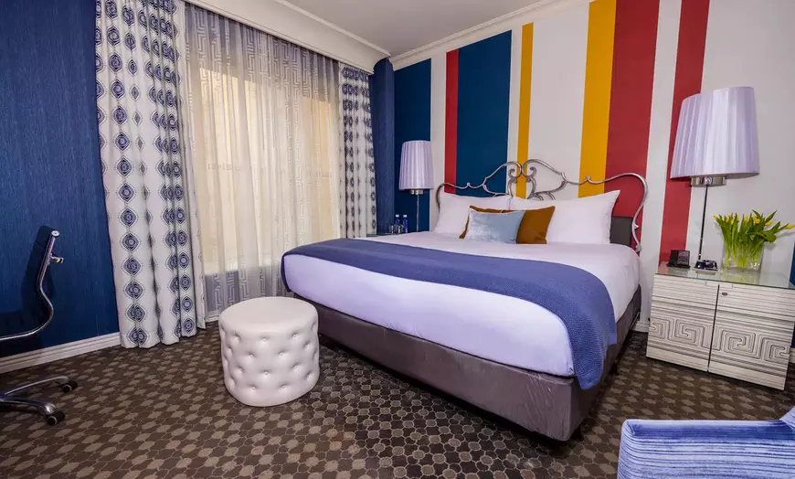 Deluxe Queen Room