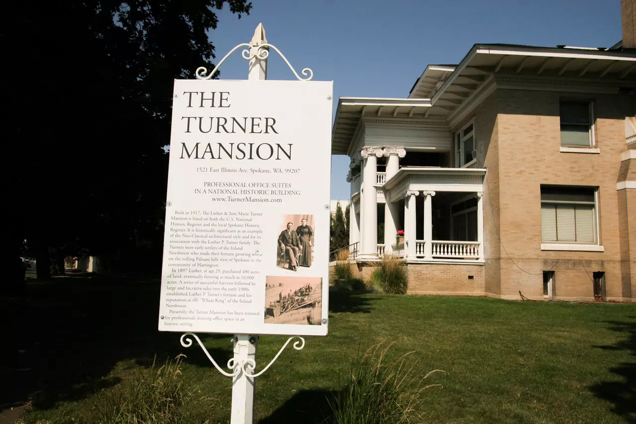 Unwind with 60, 90, or 120-Min of Soothing Massages