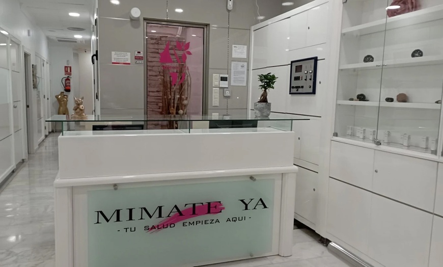 Image 4: Tratamiento Dermapen facial con relleno dérmico y cóctel de vitaminas