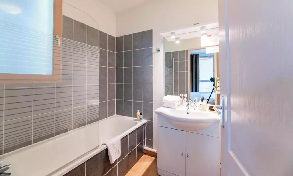 Carcassonne : studio ou appartement avec PDJ et balcon en option