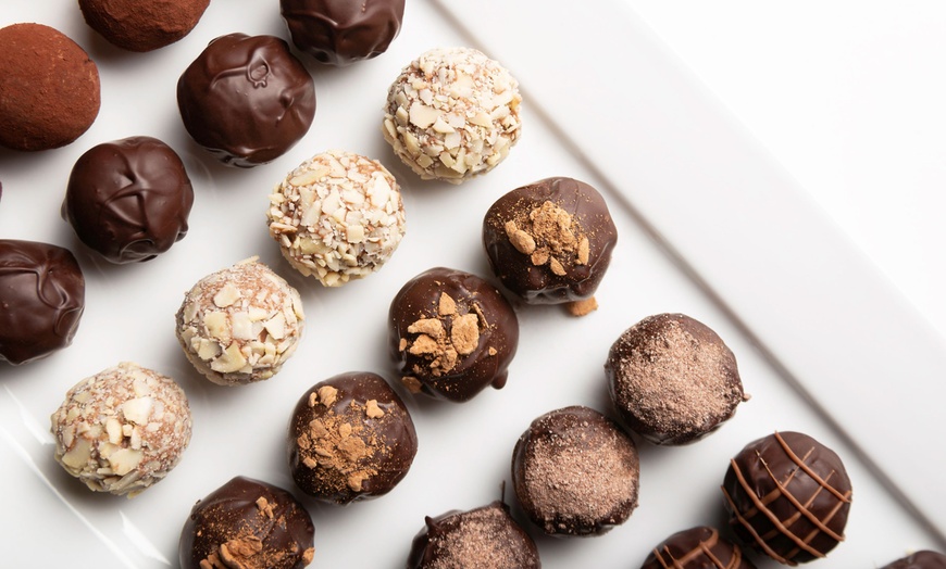 Image 6: Chocolate-Making Classes