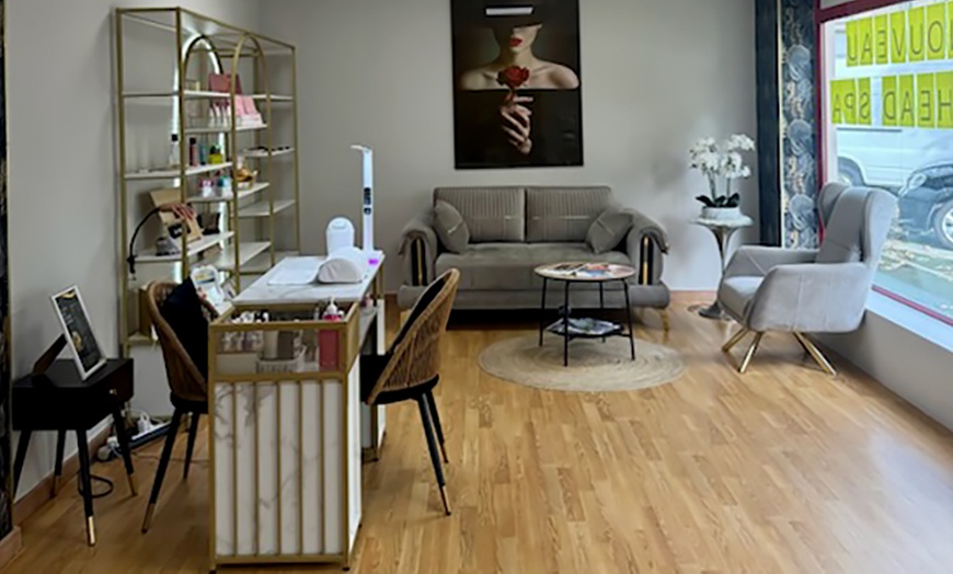 Image 2: Epilation au fil avec Eclateria à Caen