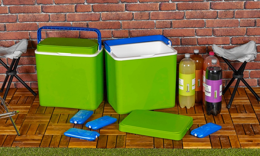 Image 9: Large Cooler Food Storage Boxes
