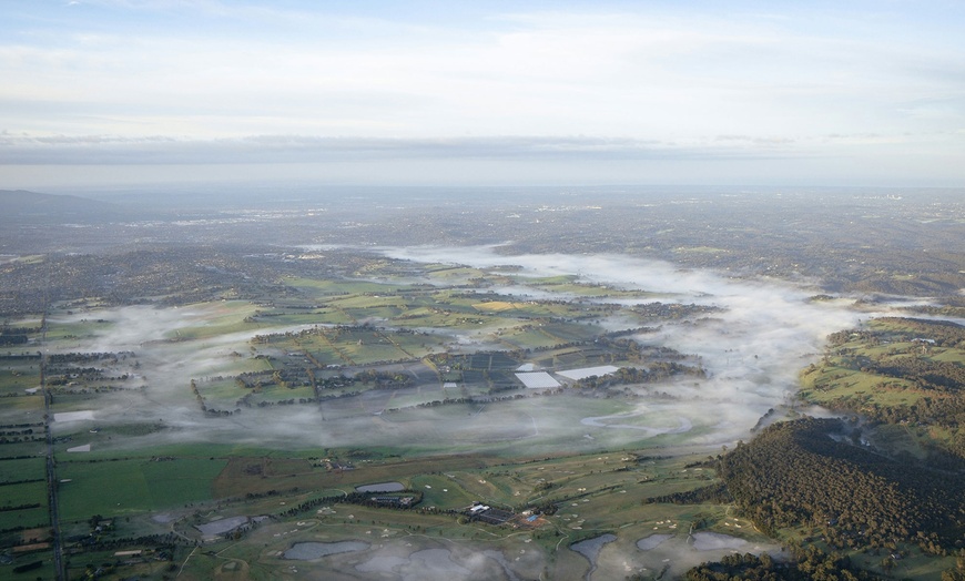 Image 4: Melbourne Stay & Taste of Yarra Valley: 3 Nights w/ Wine & Whisky Tour