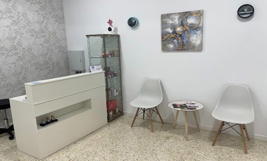 Image 4: 2 o 4 sesiones de maderoterapia y presoterapia en una zona a elegir