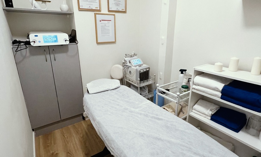 Image 4: Masaje de 45 o 60 minutos con técnica a elegir para 1 persona