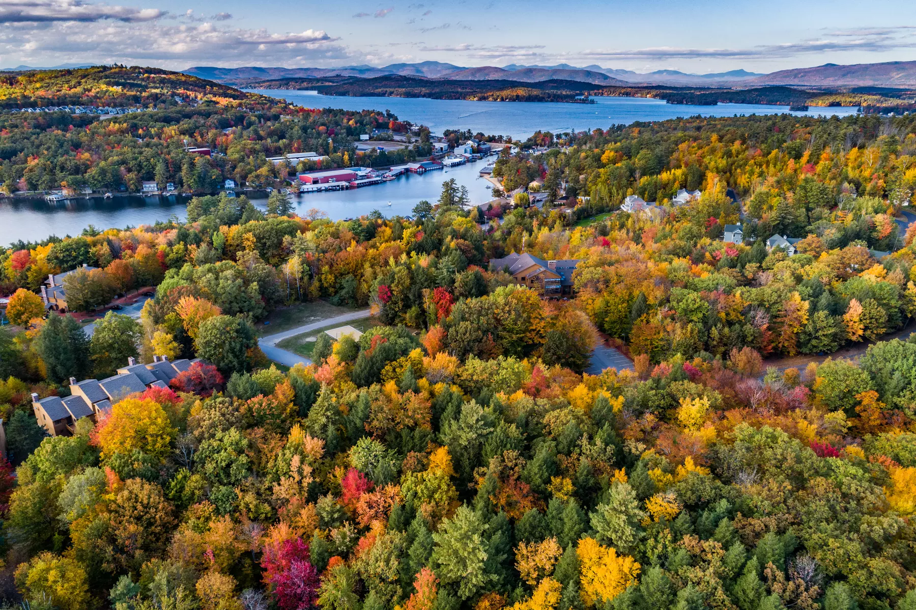 New Hampshire Hotel and Resort on Lake Winnipesaukee