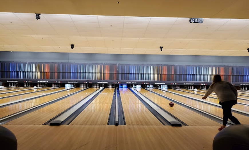 Image 1: 90 Minutes of Bowling Fun with Arcade Access