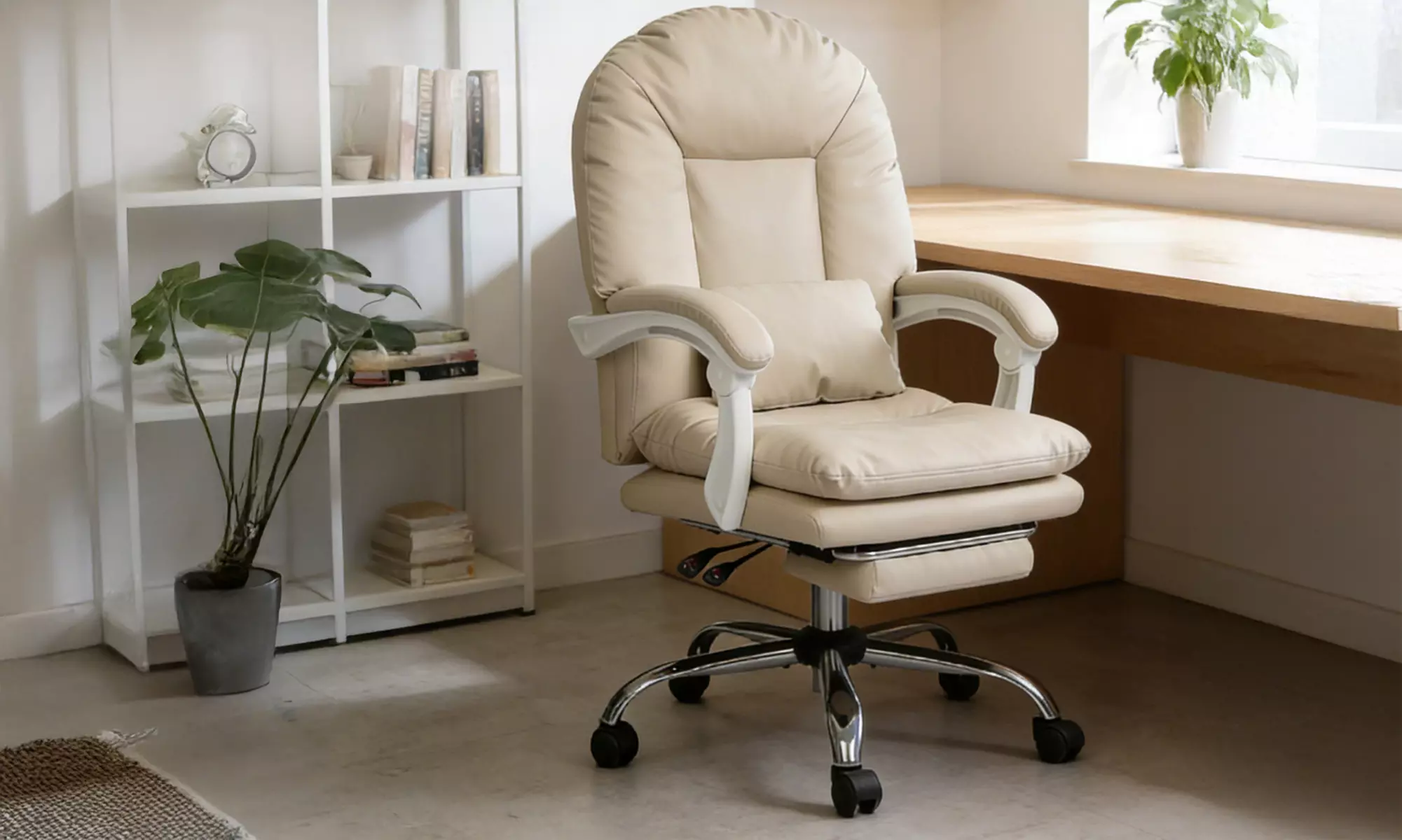 Levede Ergonomic Reclining Office Chair with Footrest