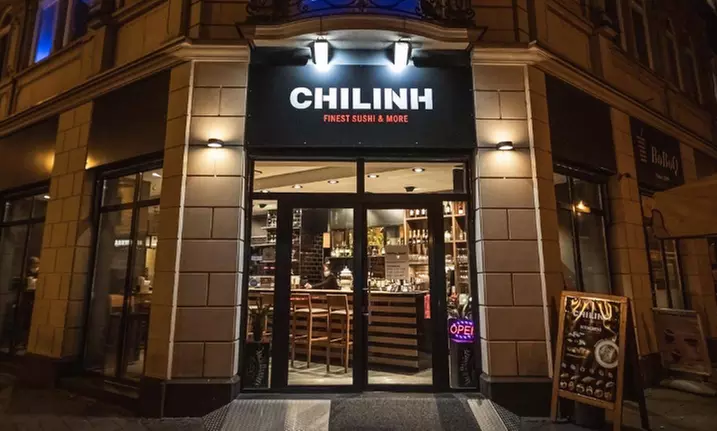 2 oder 4 Sushi- oder Maki-Platten nach Wahl für 2 bzw. 4 Personen