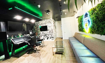 Two Hour In-Studio Recording Session(Mixing and Mastering Included) - Jungle Life Studio