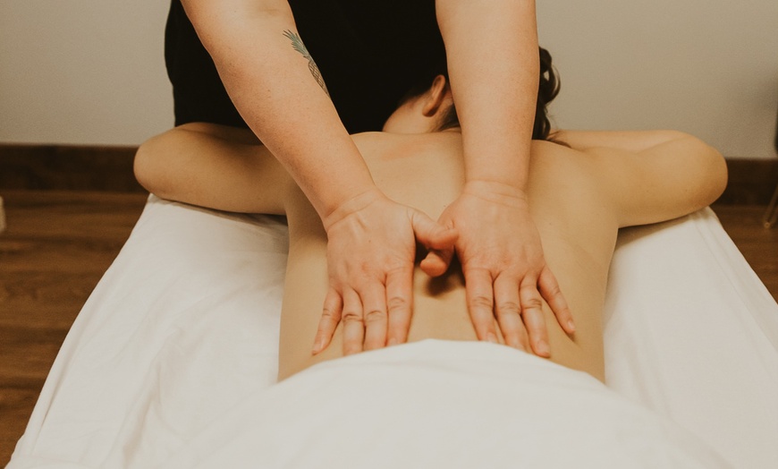 Image 4: 90-Minute Massage + Enhancement of Your Choice