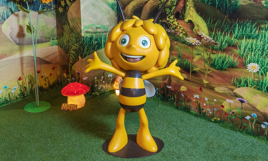 Image 10: Conoce a tus famosos favoritos: entrada al Museo de Cera de Madrid