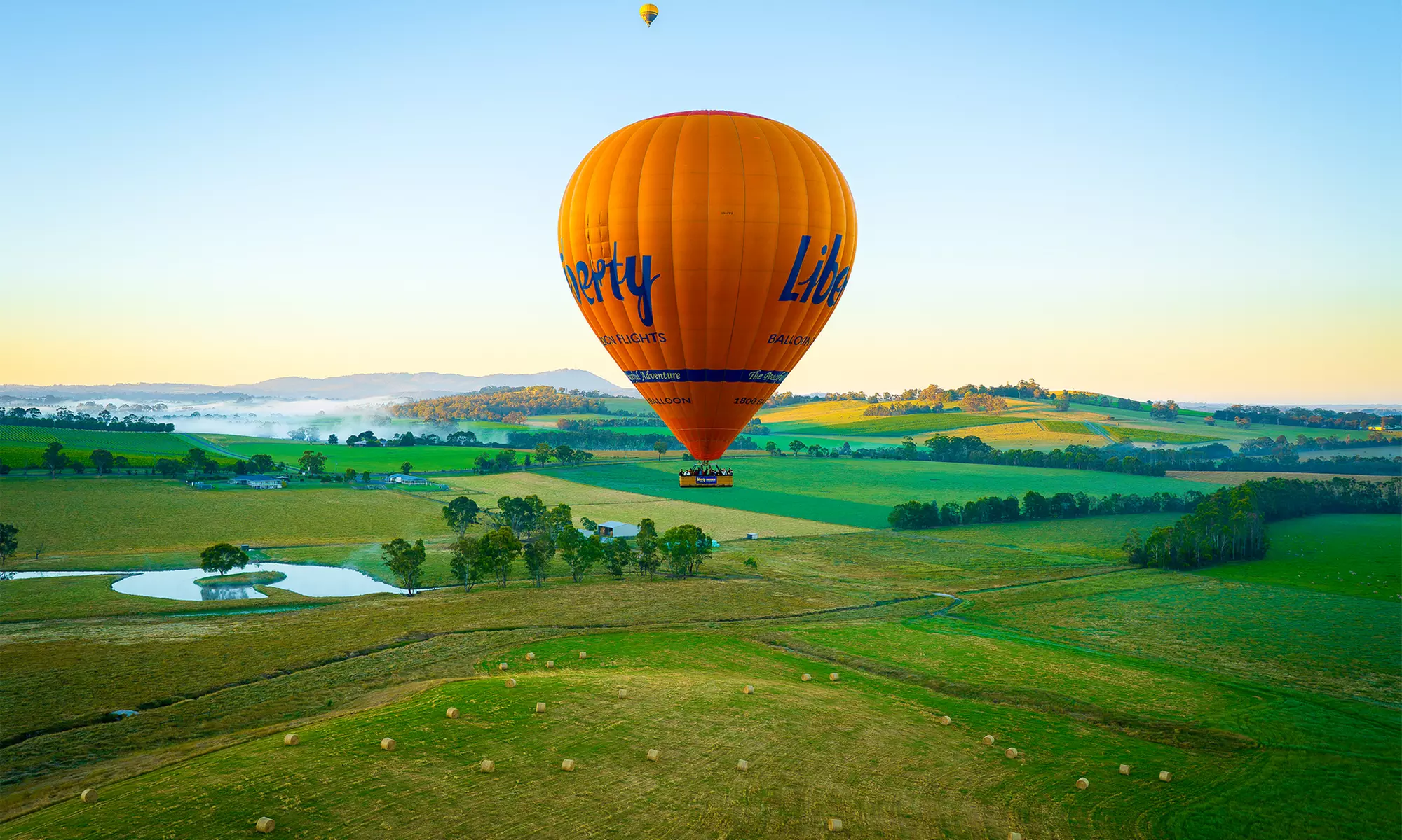 Yarra Valley Sunrise Hot Air Balloon Experience with Panoramic Views