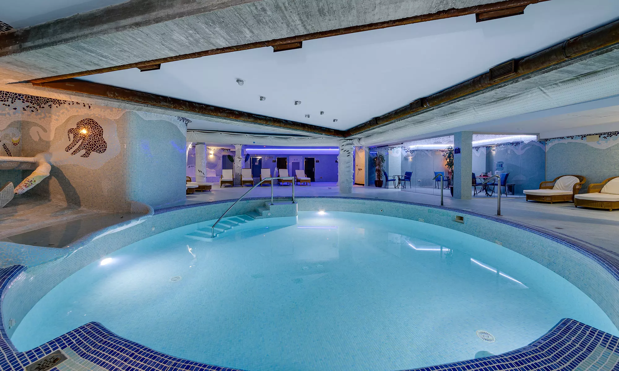 Spa de 90 minutos para 2 o spa con desayuno buffet para 2