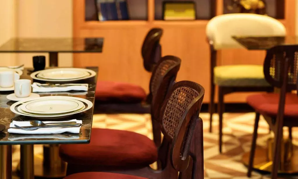 Paris: Standard-Zimmer mit Queensize-Bett