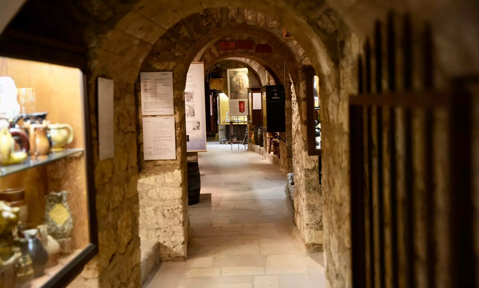 1 entrée au musée du vin avec dégustation d'1 verre de vin en option