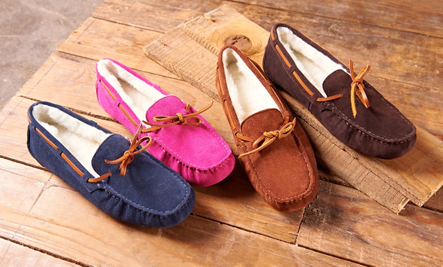 Image 33: Women's Suede Slippers