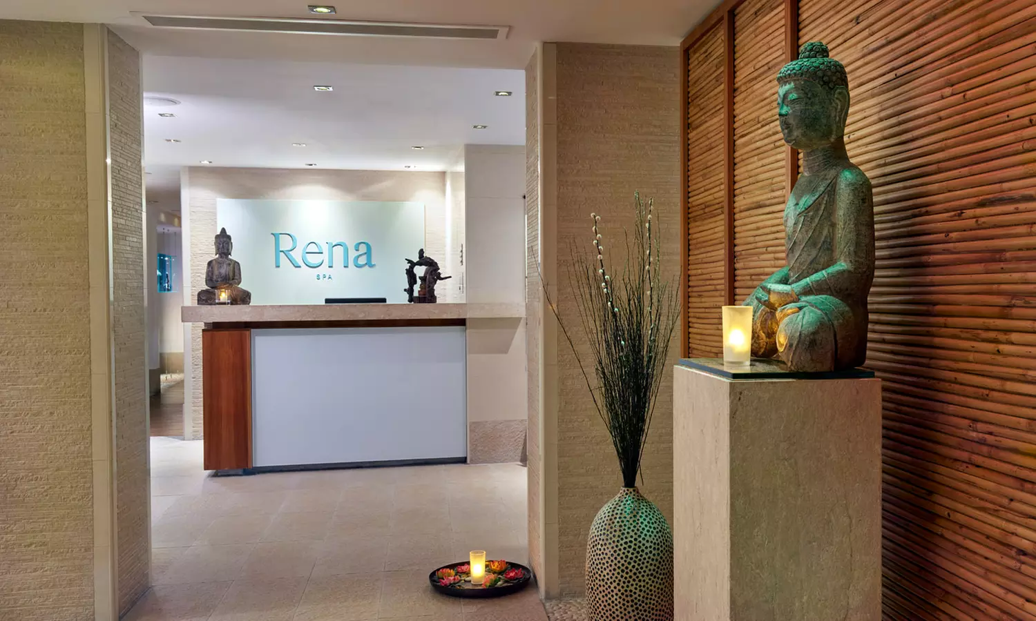 Central London: Luxury Stay with Spa Access