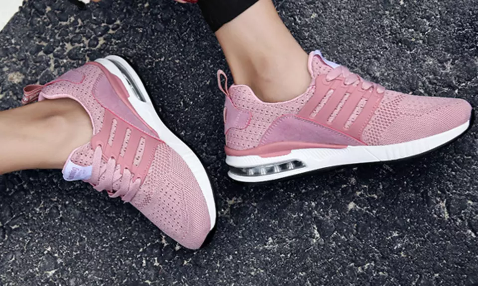 Baskets sportswear en mesh - Primary Image