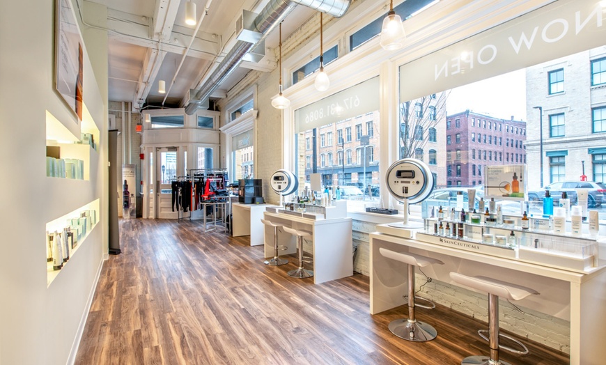 Image 4: Expert Brow Threading or Lamination Session with Joice