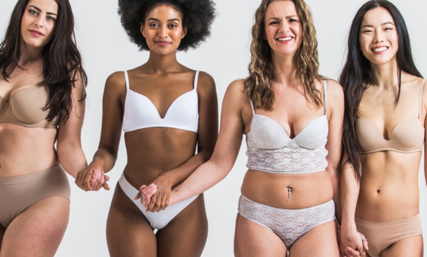 Image 1: Slim Down & Sculpt: 4-Week Weight Loss + 4 Strawberry Laser Sessions