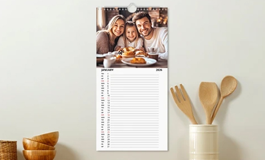 Image 17: Fotocalendarios personalizables de diferentes tamaños de Photo Gifts