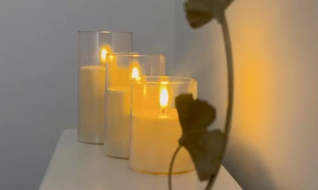 Get a Shellac Manicure or/and Pedicure for a Flawless Look