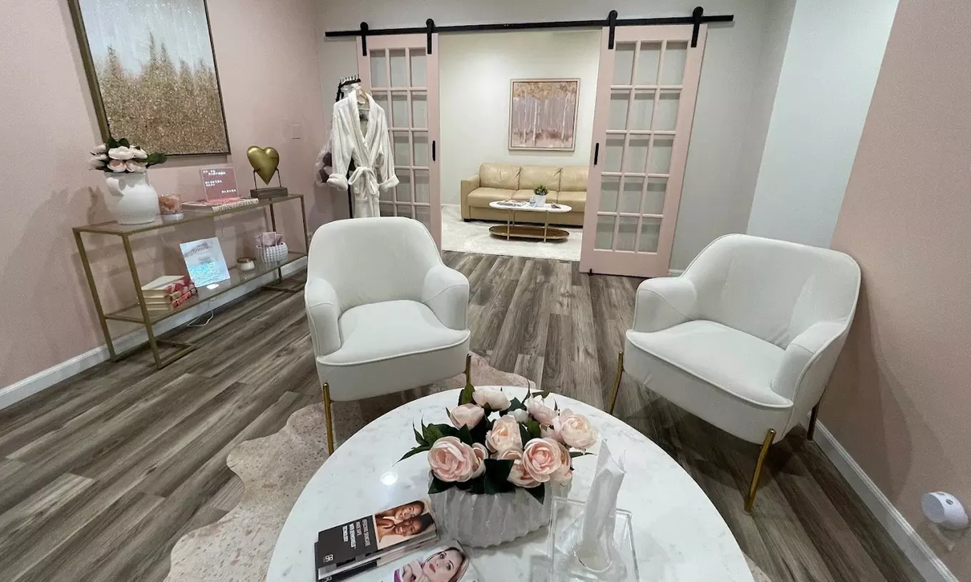 30-Min IPL Sessions (Intensive Pulse Light Therapy) for Face & Neck