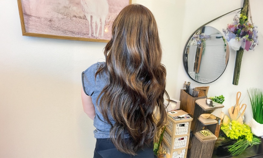 Image 4: Transform Frizz with a 1,2, or 3 sessions of Straightening Treatment