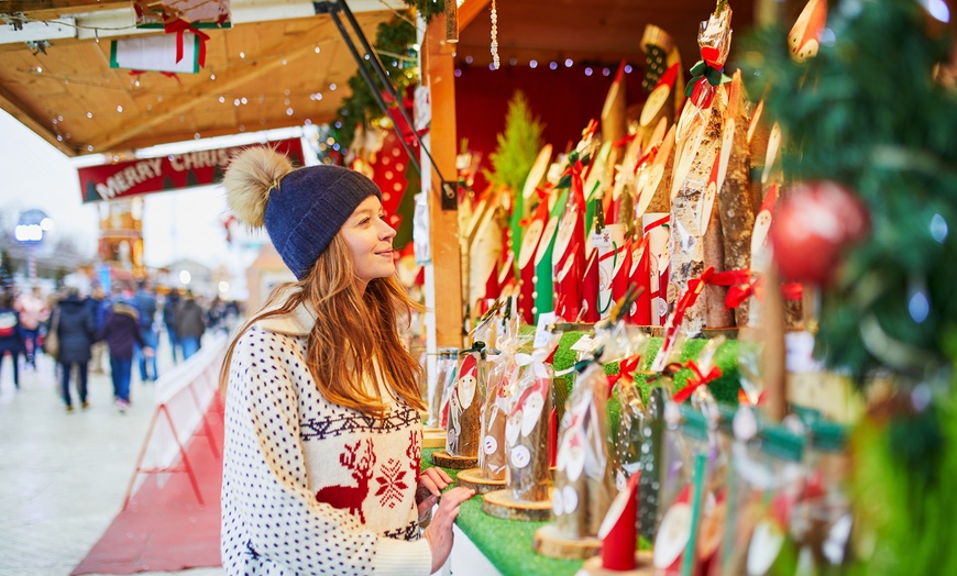 Image 8: ✈ 8-Day Xmas Market-France, Switzerland & Italy Vacation w/Hotel & Air