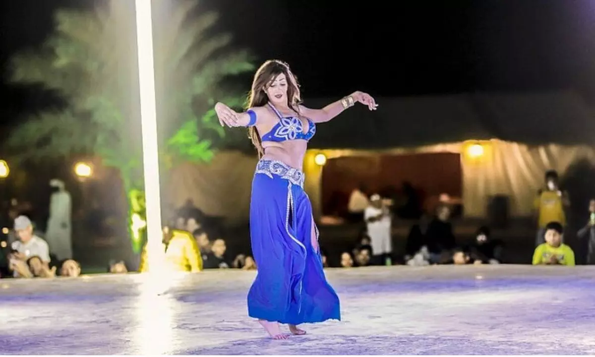 VIP Desert Safari with Doorstep Transfer by 4x4 Car For Up to Four