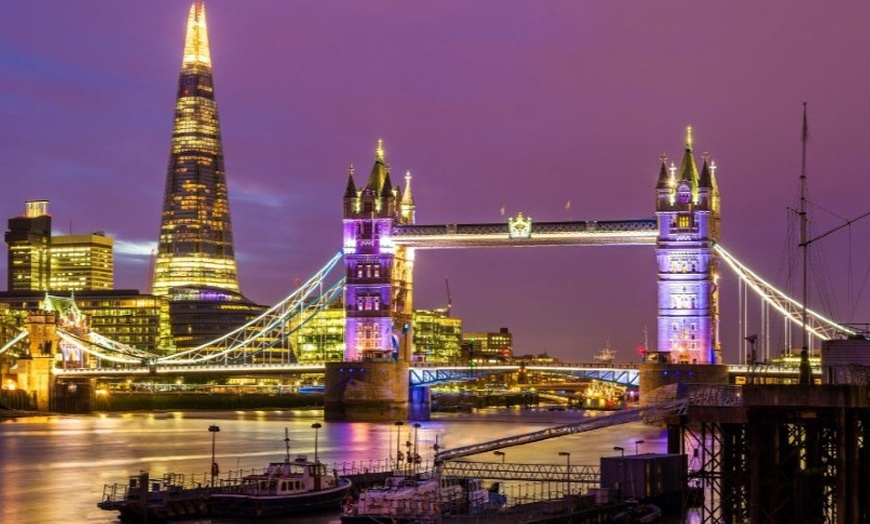Image 3: London Night Bus: The Ghost Bus Tours with On-Board Actors! 