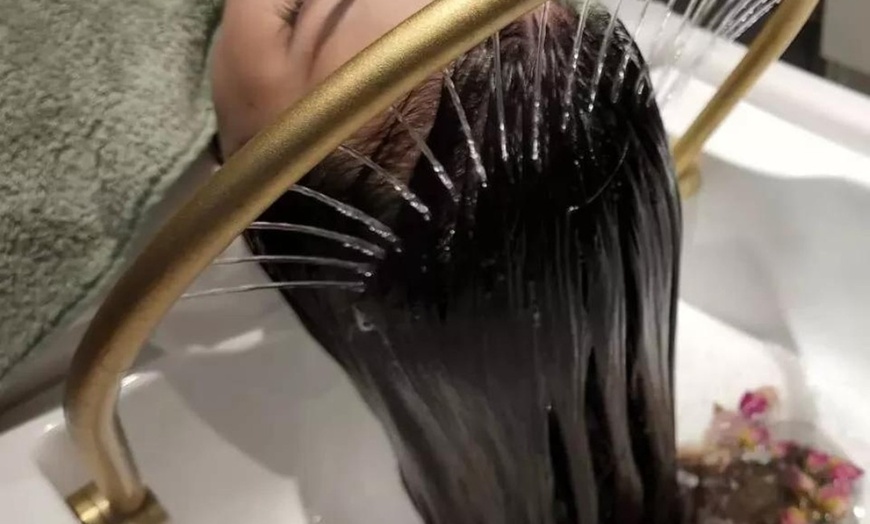 Image 2: Japanese Head Spa, Scalp Treatment and Massages in Summerville
