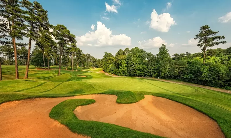 $129 for an 18-Hole Round of Golf, with Nike Shirt, Hat, and Backpack, at Heritage Golf Links ($169.99 Value) - Primary Image